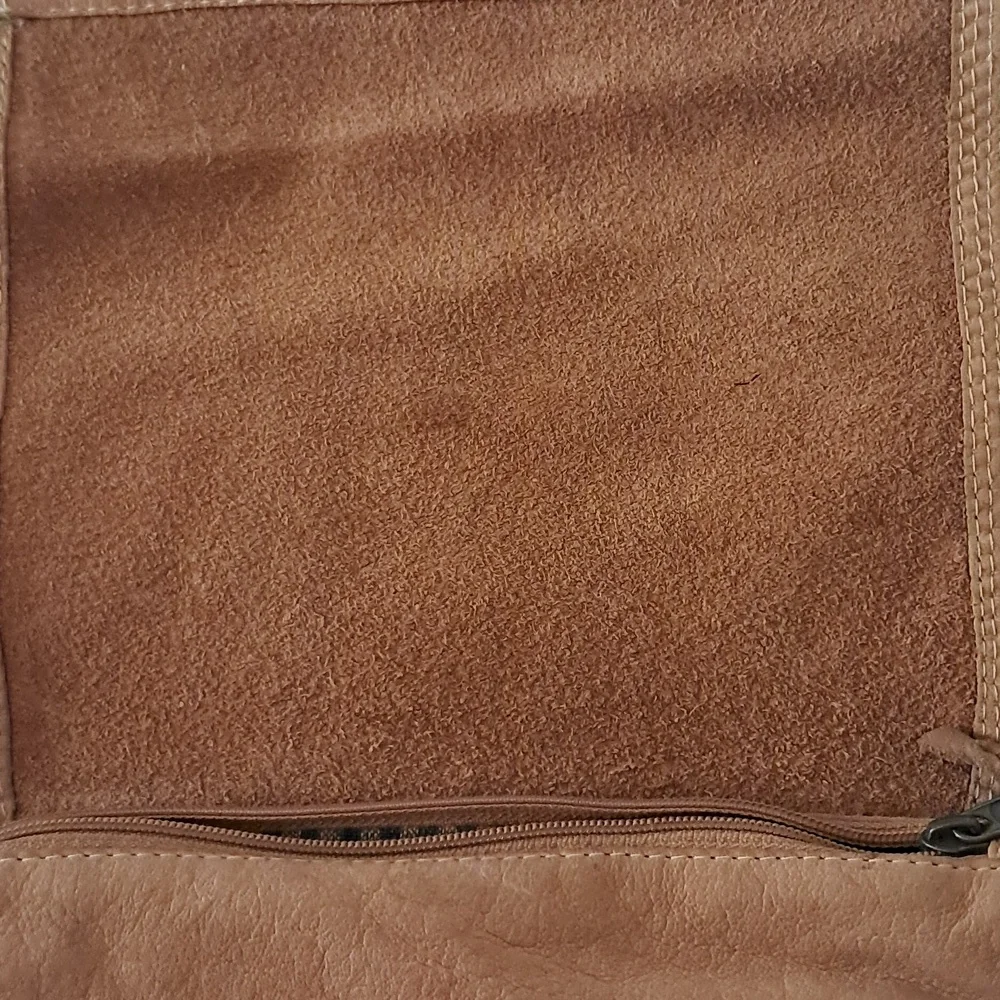 Hand Made American Indian Suede Leather Bag - Picture 3 of 9